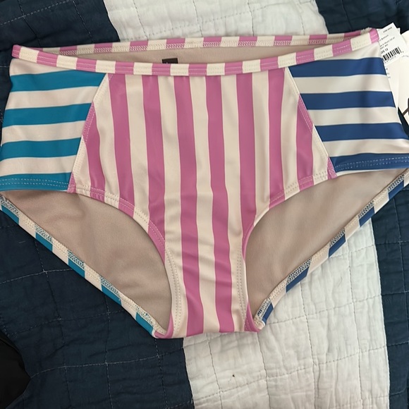 Tea Collection swim bottoms - Picture 6 of 7